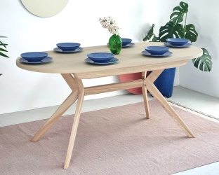 Extendable oval dining table Biju Ashwood